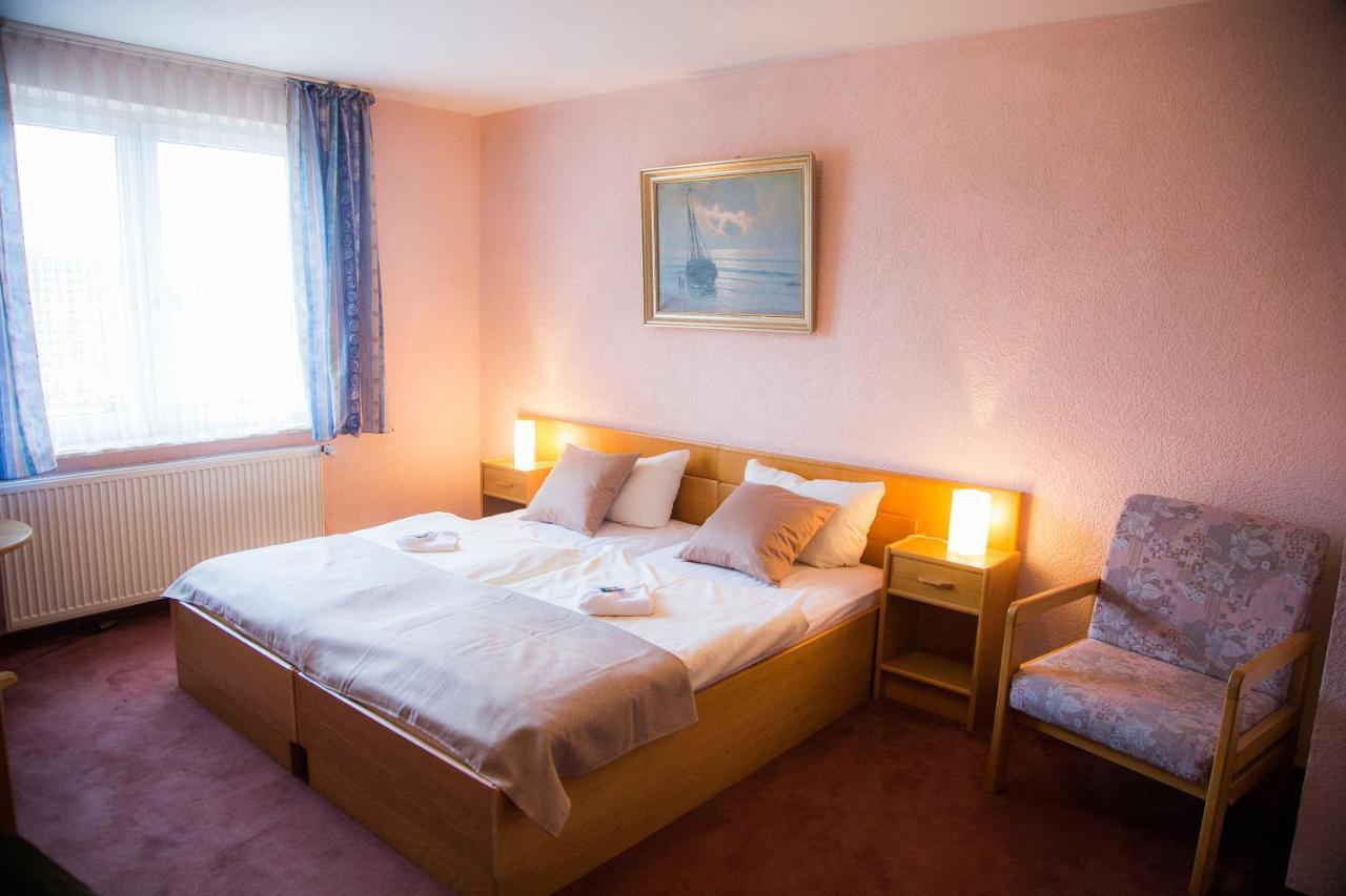 Hotel Stadt Пайне Екстериор снимка